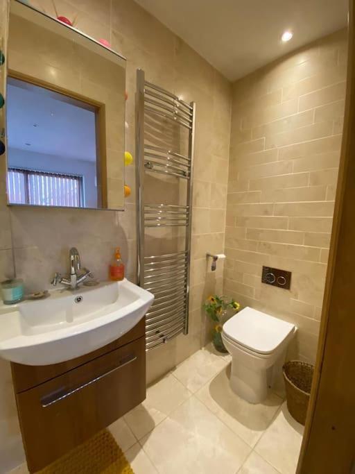 Ferienwohnung The Retreat, A Relaxing Getaway For Couples Hambrook Exterior foto